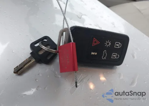 2015 Volvo Xc60 T6 Premier Plus from USA, damaged, VIN YV4902RCXF2599175